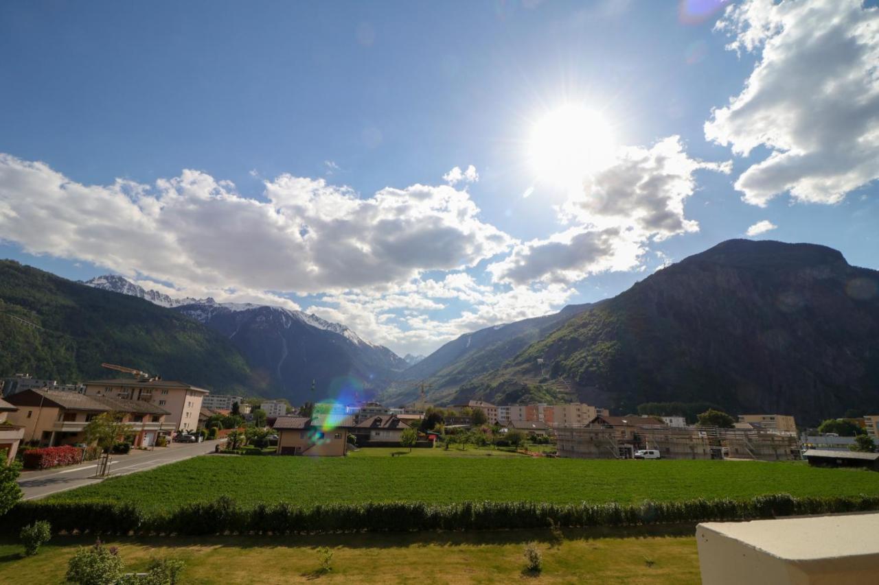 Modern Apartment Close To Martigny Train Station 외부 사진